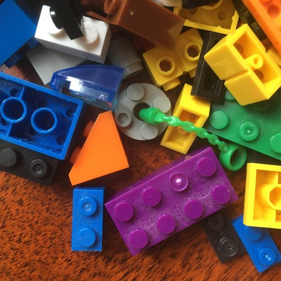 Mega Bloks and other building bricks - Picture 5 of 9